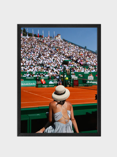 Lady with the hat in Monaco